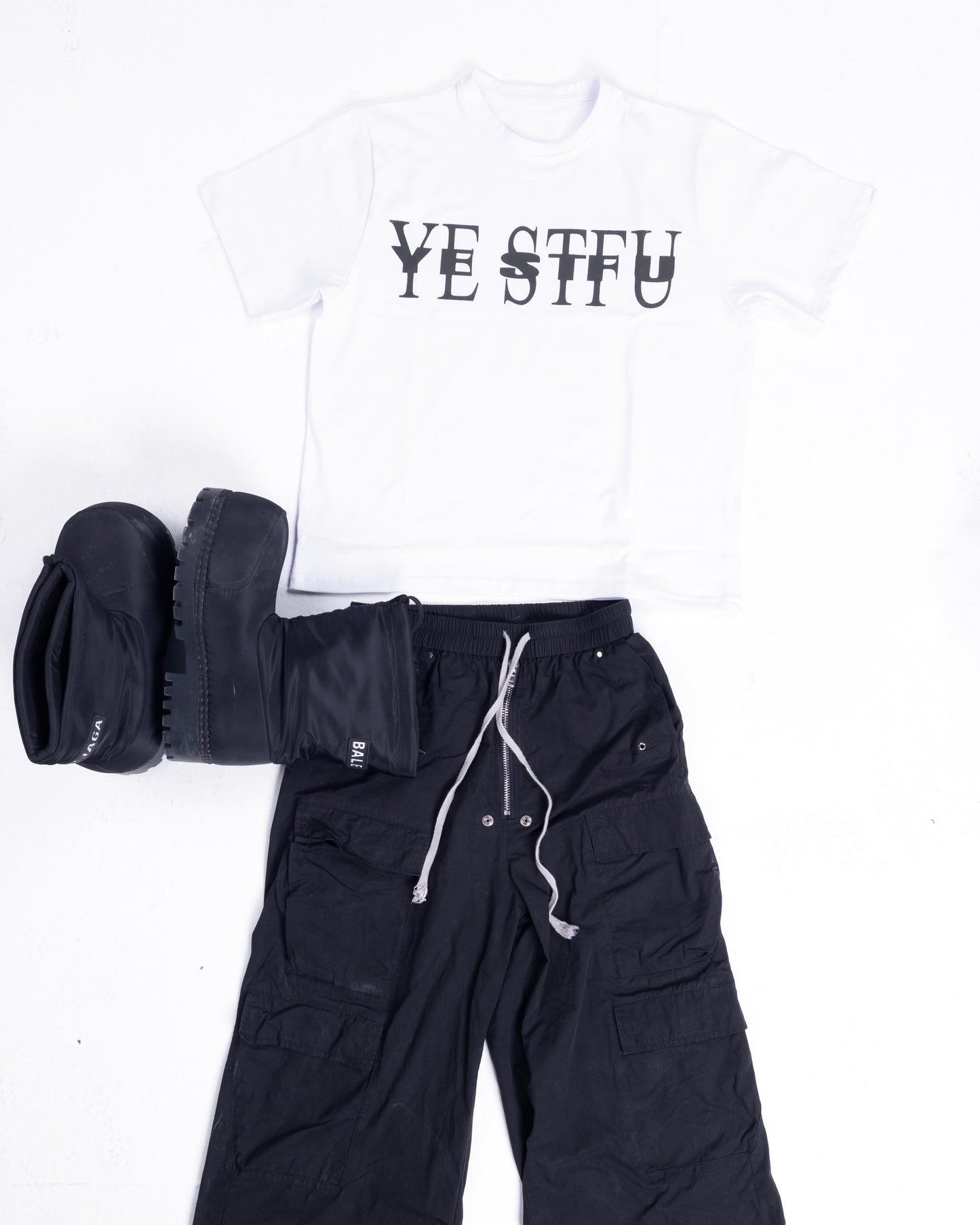 YE TEE